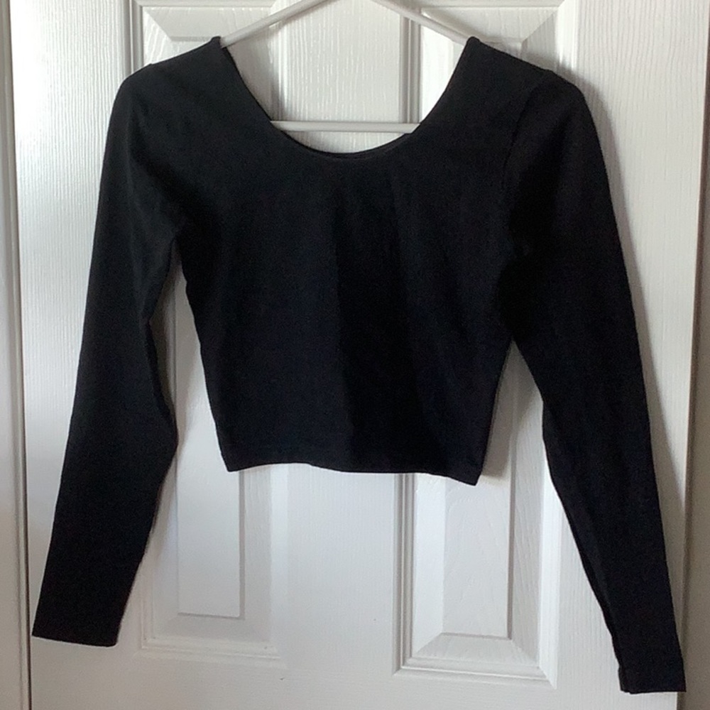 Black Long Sleeve Women's Crop Top